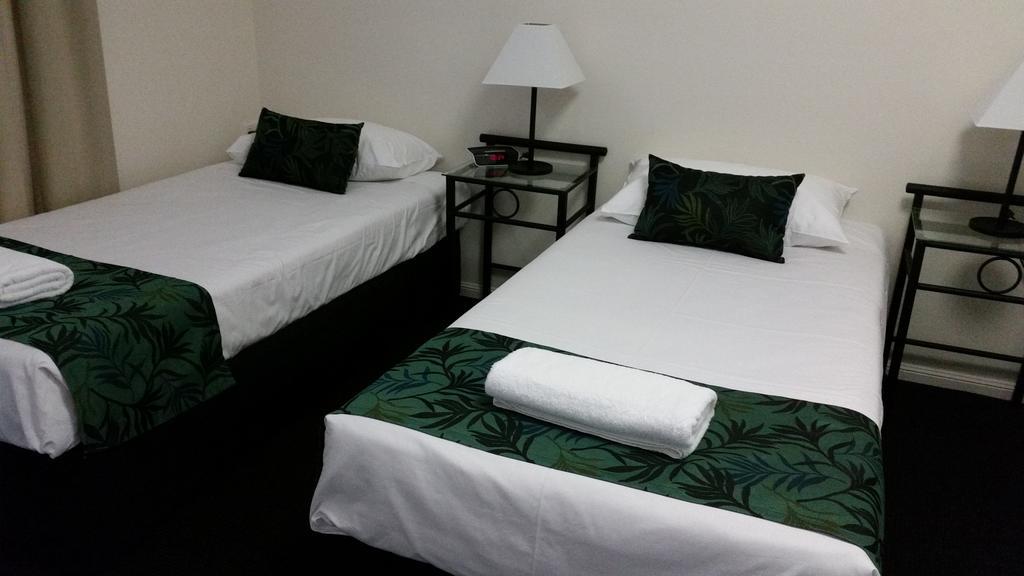 Port Denison Motor Inn Bowen Luaran gambar